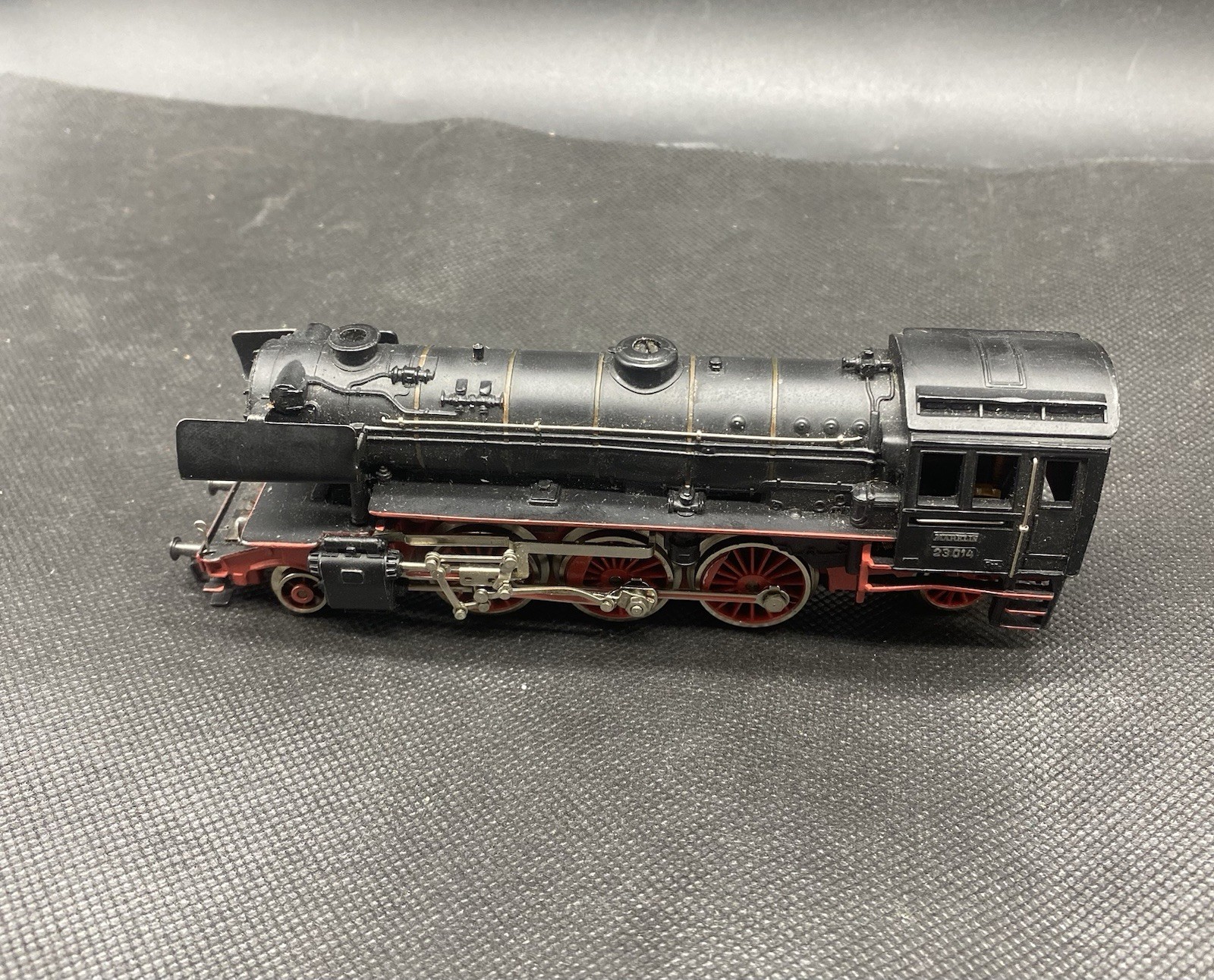 MARKLIN HO H0 Train Locomotive 23014 MARKLIN HO H0 Train Locomotive 23014