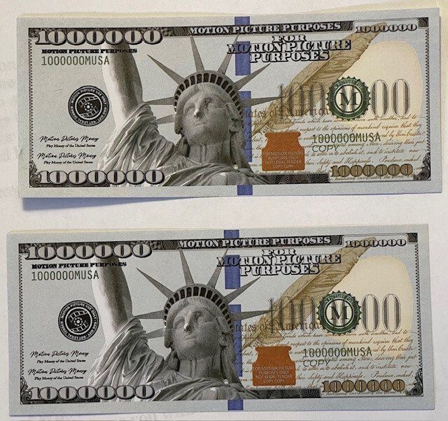 Five  – One Million Dollar Bills. Novelty. Fun.