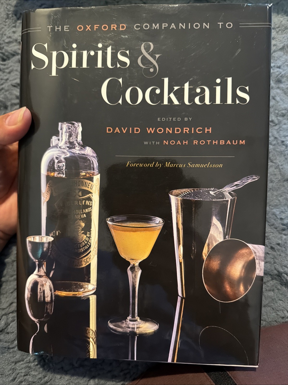 The Oxford Companion to Spirits and Cocktails - Hardcover - C-800