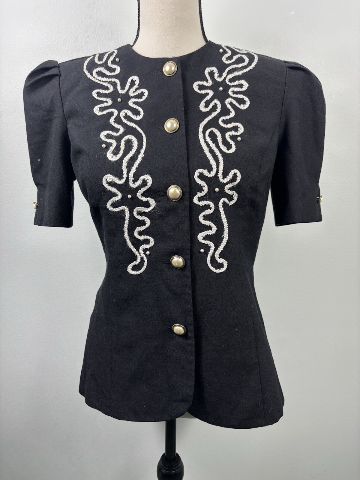 Vintage S.L. Fashions Petite Women’s Blouse Jacket Soutache Cord Embroidery Sz 8 Vintage S.L. Fashions Petite Women’s Blouse Jacket Soutache Cord Embroidery Sz 8
