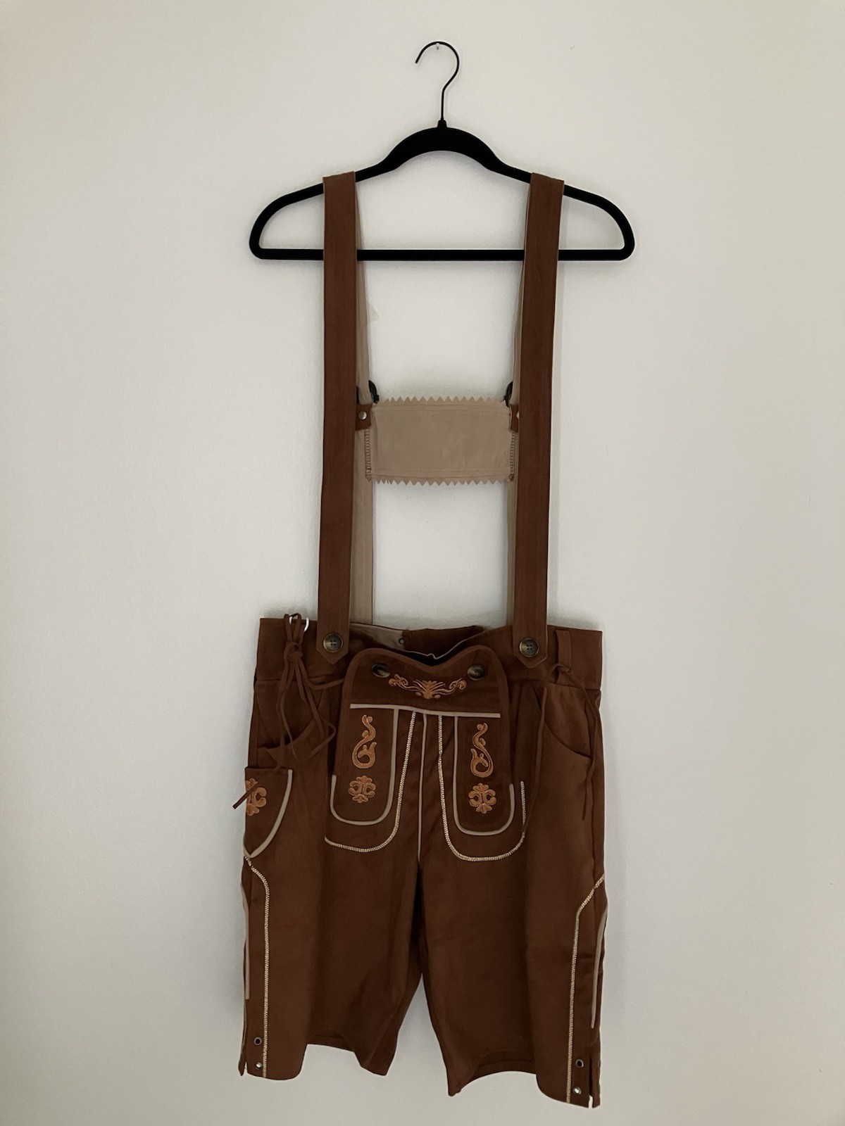 Adisno Traditional Lederhosen Men’s EU/German Size 46 Oktoberfest Adisno Traditional Lederhosen Men’s EU/German Size 46 Oktoberfest