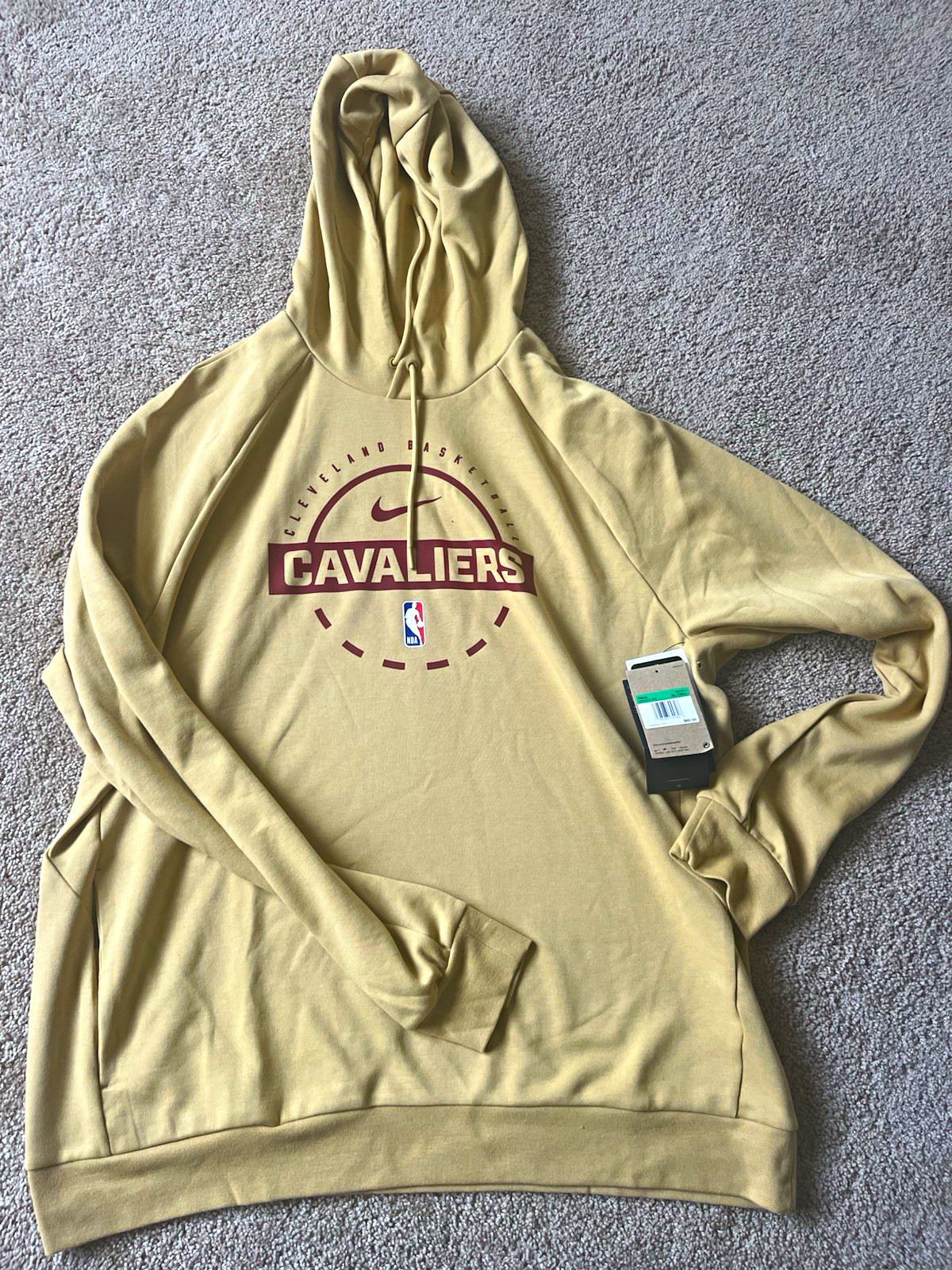 Nike Cleveland Cavaliers NBA Dri-FIT Hoodie Beige Men\'s XL Tall Nike Cleveland Cavaliers NBA Dri-FIT Hoodie Beige Men\'s XL Tall