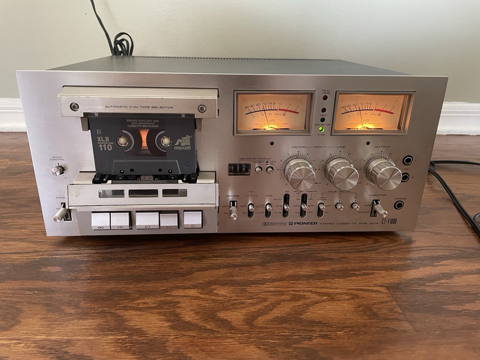 Pioneer CT-F1000 Single Compact Cassette Deck (SERVICED) Pioneer CT-F1000 Single Compact Cassette Deck (SERVICED)