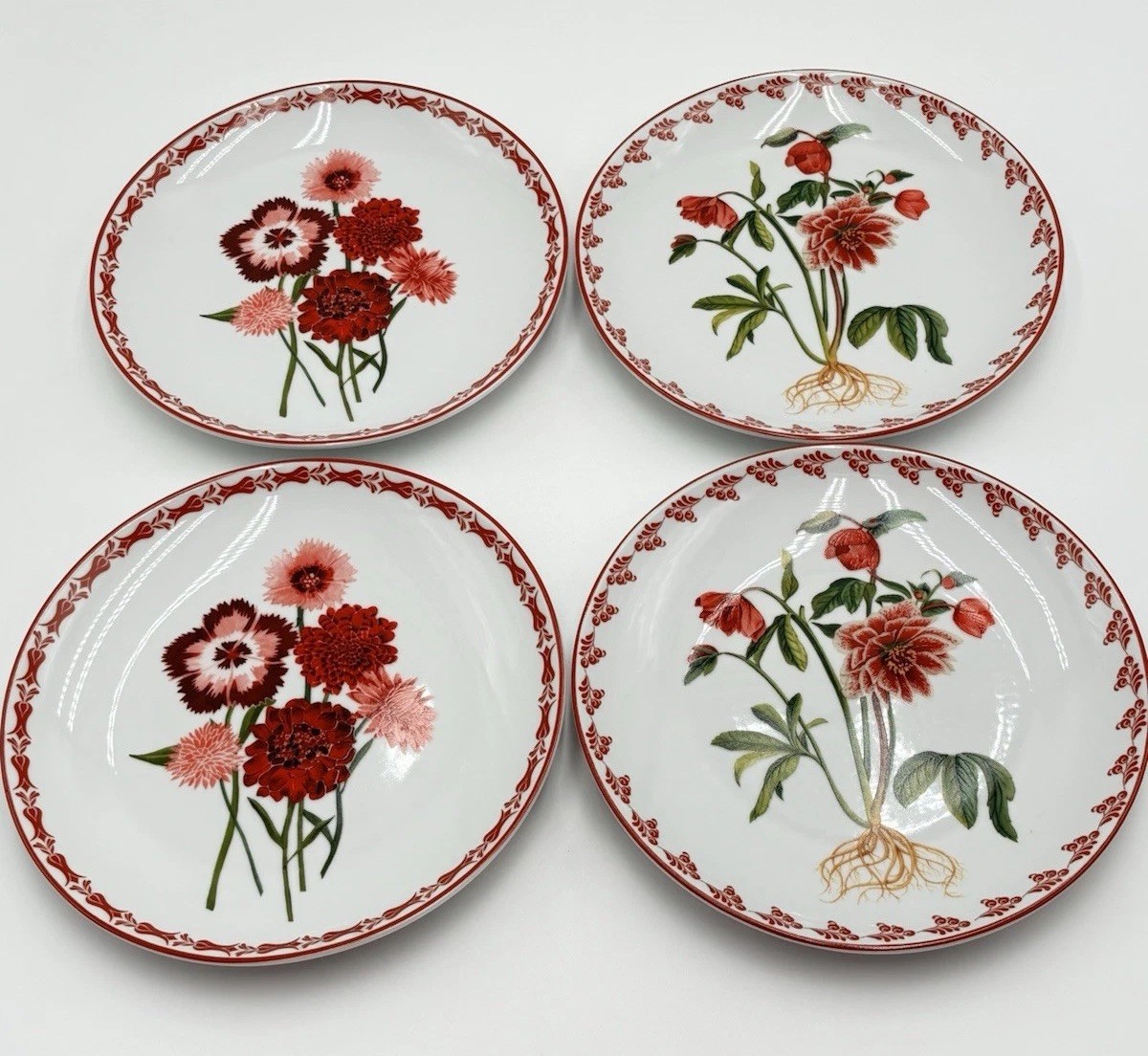 Williams Sonoma AERIN Alpine Mixed Holiday Salad Plates 8.25\ Williams Sonoma AERIN Alpine Mixed Holiday Salad Plates 8.25\