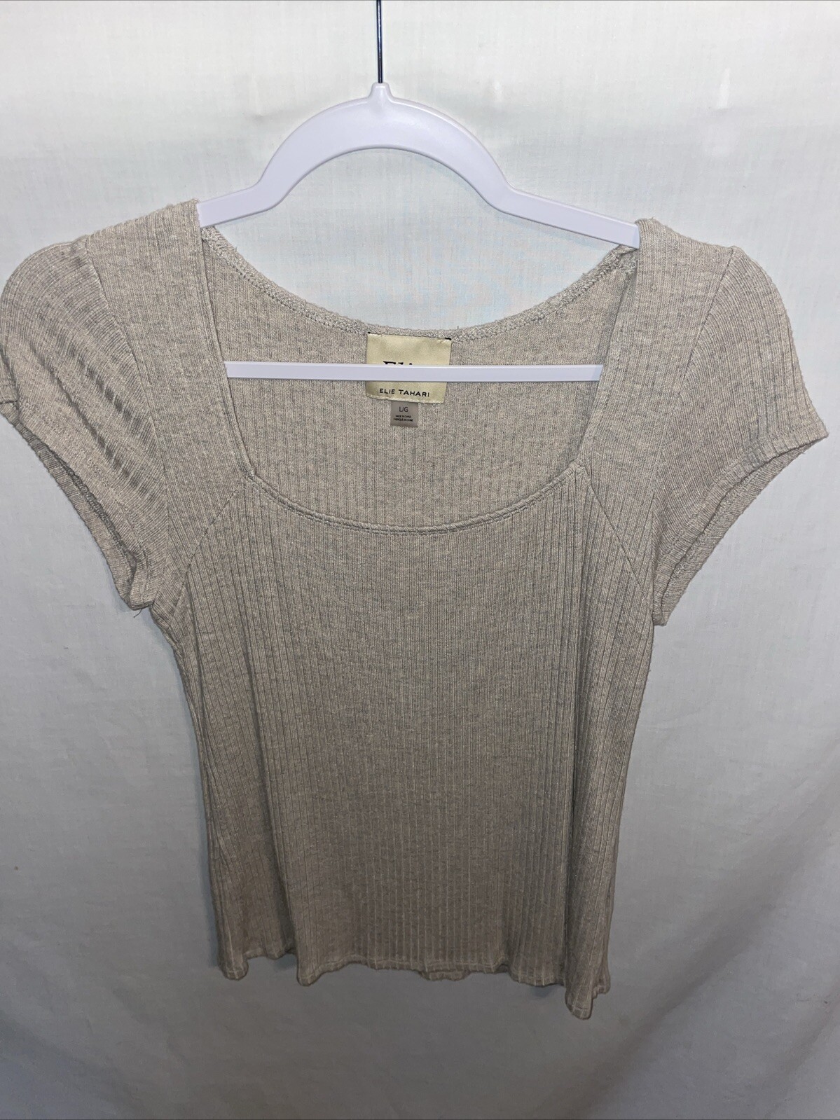 Elie Tahari Womens Pullover Blouse Size Large Beige Scoop Neck Comfort Style