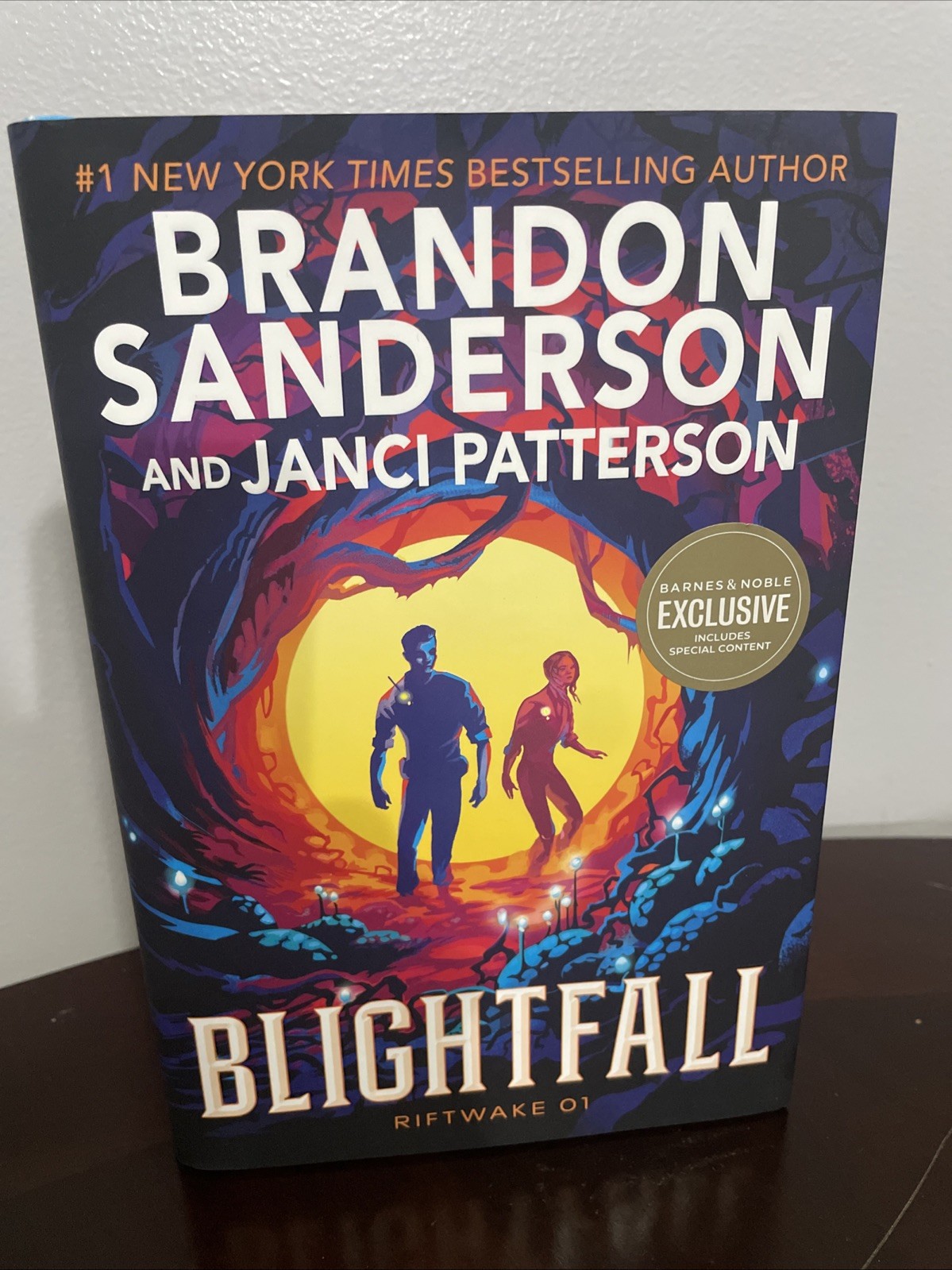 Brandon Sanderson SIGNED Blightfall 1st Edition 1st Printing. Hardcover. NEW Brandon Sanderson SIGNED Blightfall 1st Edition 1st Printing. Hardcover. NEW