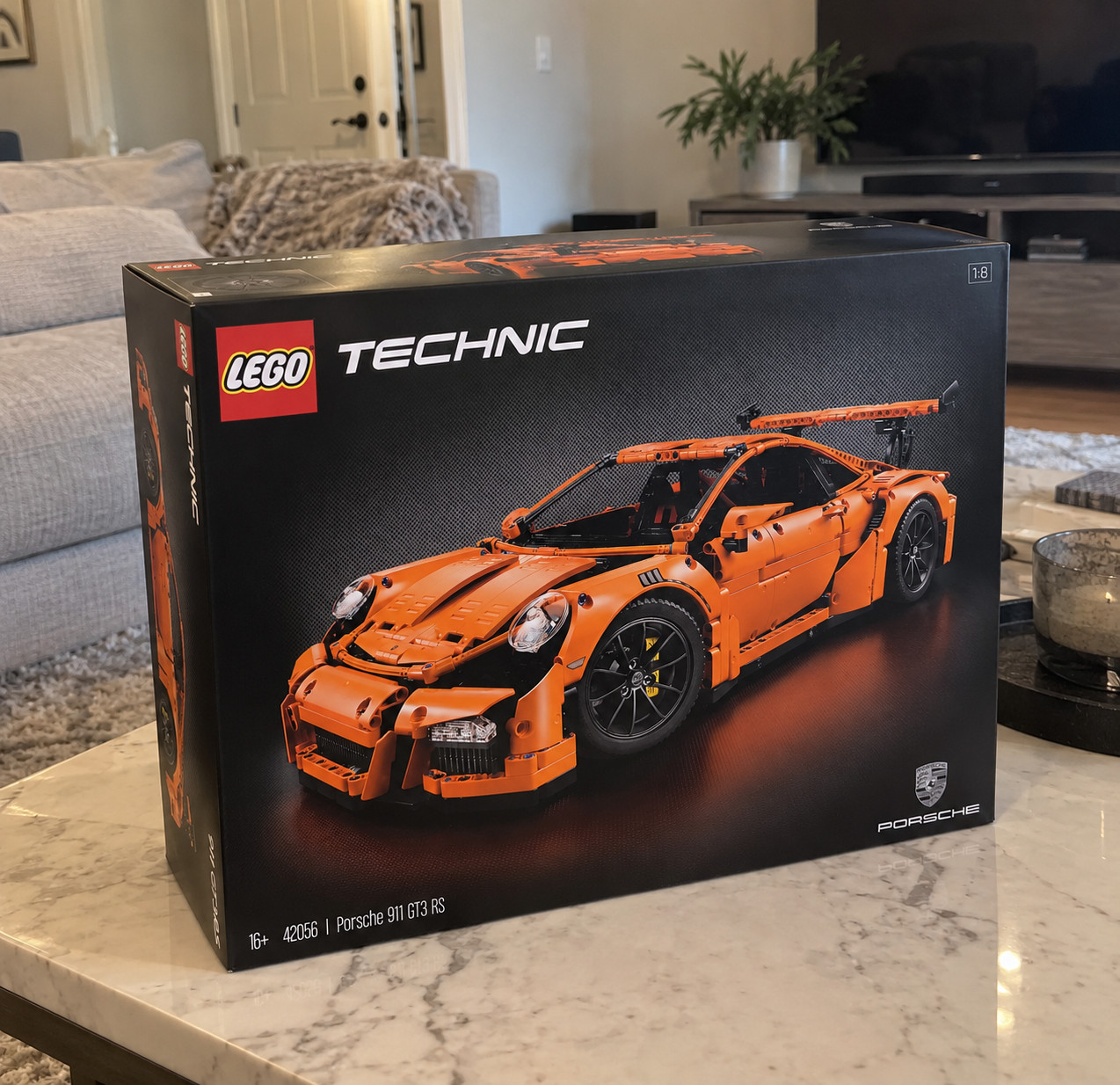 LEGO Technic Porsche 911 GT3 RS 42056 Complete Set Box 2704 Pieces LEGO Technic Porsche 911 GT3 RS 42056 Complete Set Box 2704 Pieces