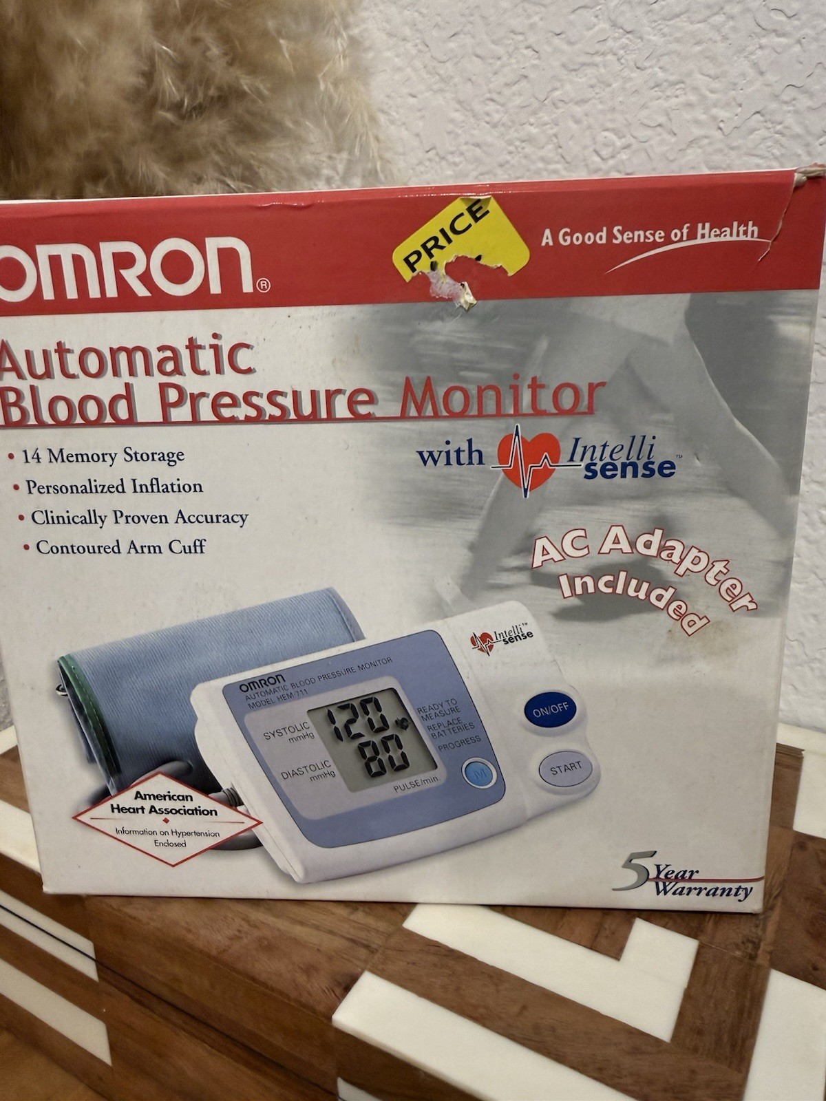 Omron Automatic Blood Pressure Monitor Arm Cuff Model HEM-711AC W/ AC & battery