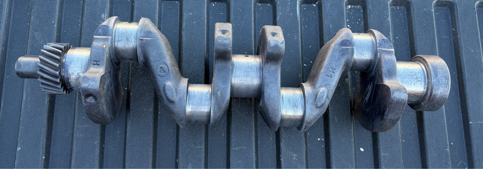 Toyota 4P Forklift Engine Crankshaft .010 Mains .030 Rods w/ Timing Gear