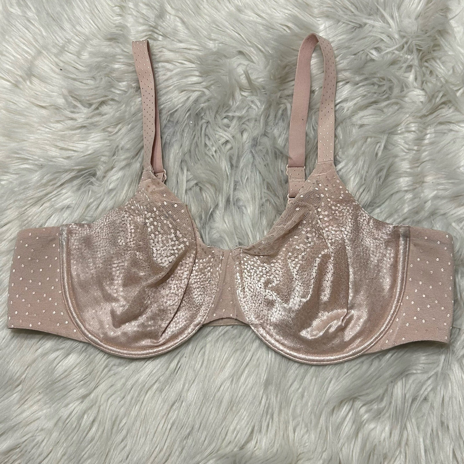 Wacoal 40C Bra Beige Back Appeal 855303 Underwire Back Closure Wacoal 40C Bra Beige Back Appeal 855303 Underwire Back Closure
