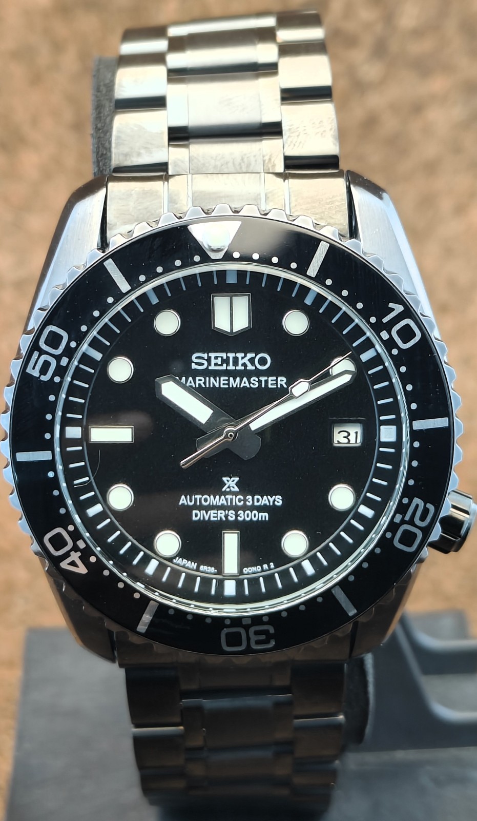 vintage Seiko Marine Master Automatic Diver300M Black Dial wrist watch for men