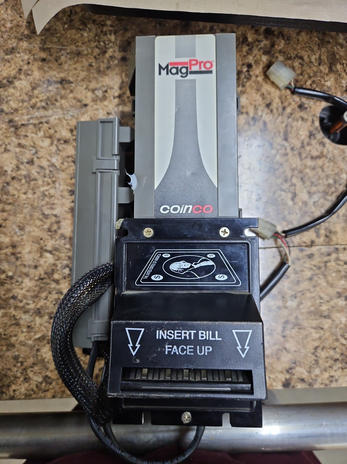 Coinco MAG30B Pro Dollar Acceptor Validator Coinco MAG30B Pro Dollar Acceptor Validator