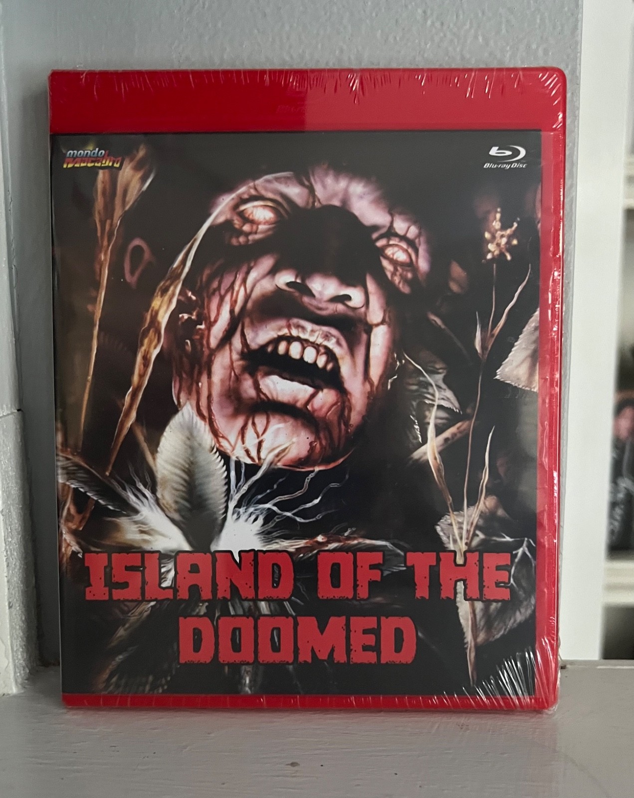 Island Of The Doomed Blu Mondo Macabro LE Red Case OOP