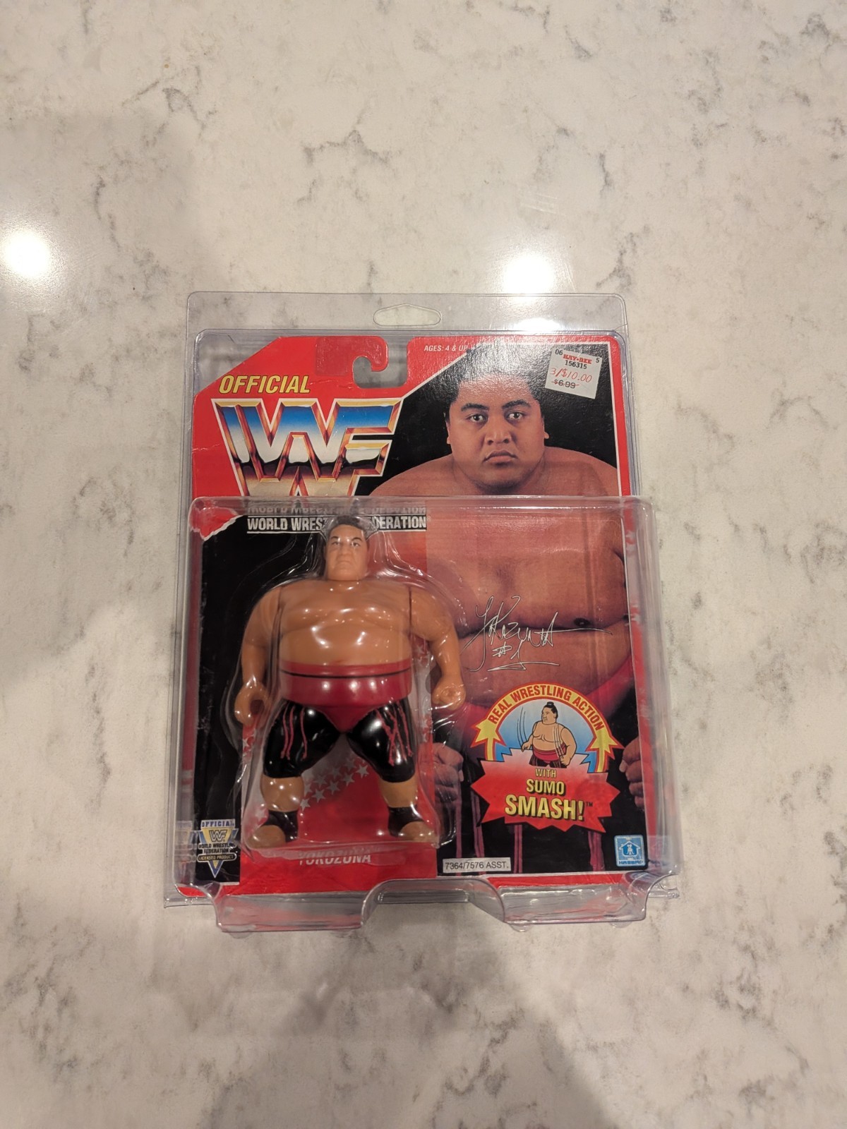 Yokozuna Series 8 Red WWF 1993 Wrestling Hasbro Action Figures NEW MOSC SEALED Yokozuna Series 8 Red WWF 1993 Wrestling Hasbro Action Figures NEW MOSC SEALED