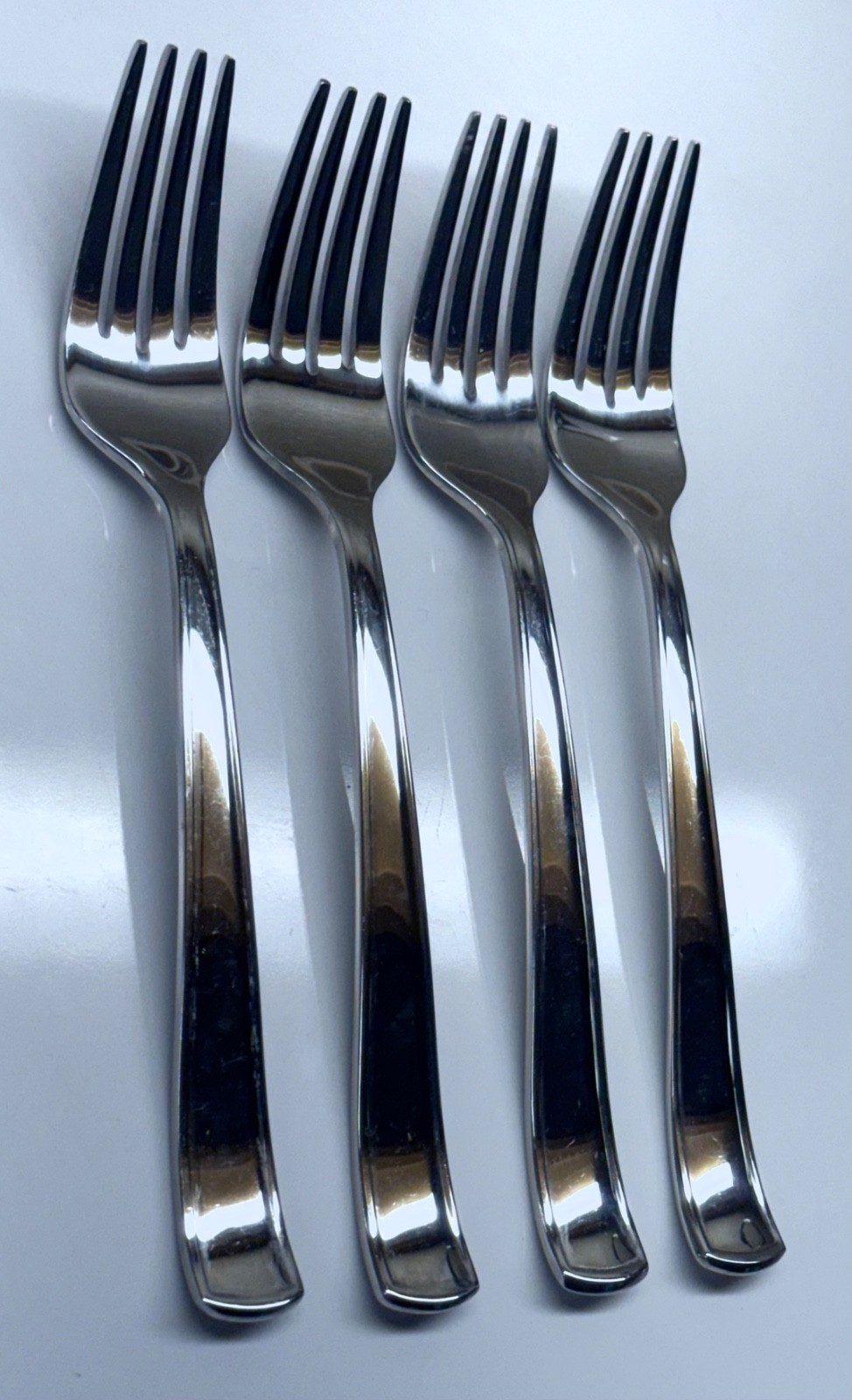 SILVERWARE ~ WILLIAMS SONOMA ~ MONACO  ~ Lot of ( 4 ) DINNER FORKS  ~ 7 3/4\