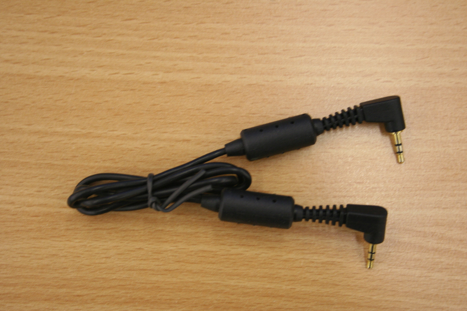 2.5 mm to 2.5 mm Data Transfer Cable Male (Plug)