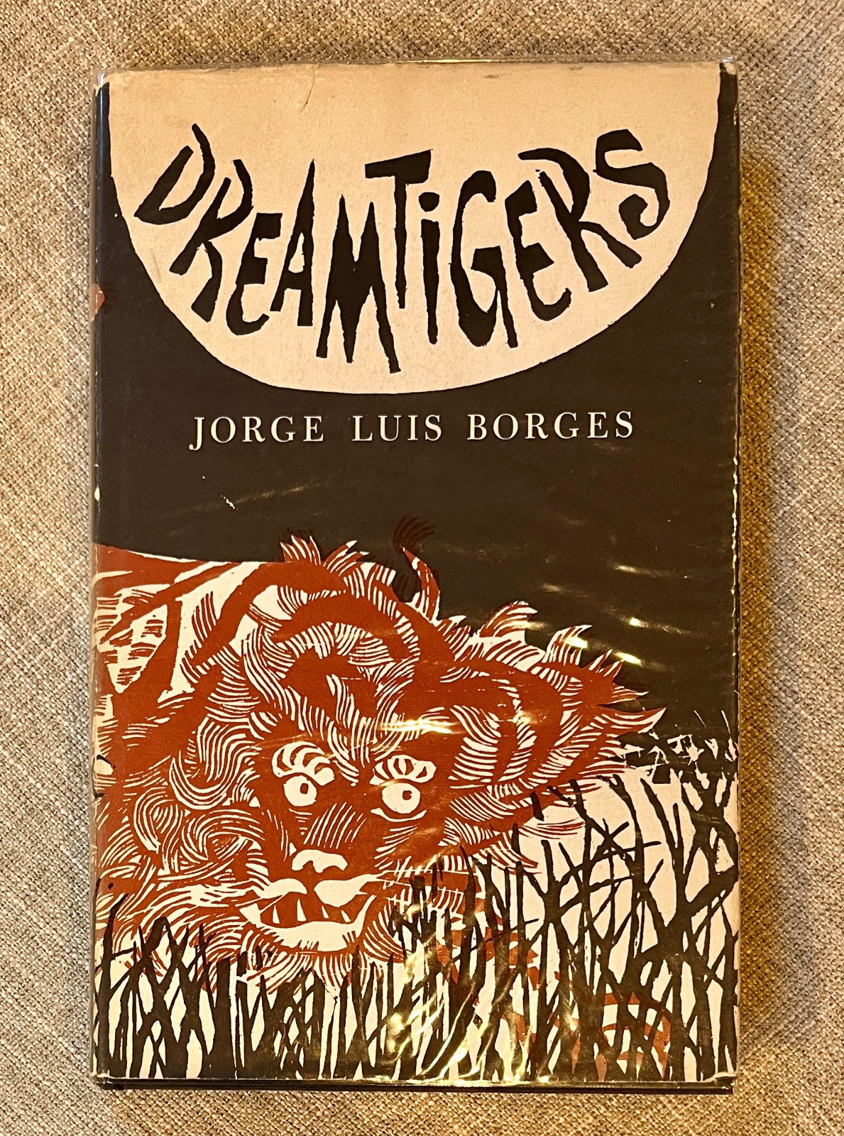 Jorge Luis Borges – DREAMTIGERS – First Edition in English 1964 F/VG Jorge Luis Borges – DREAMTIGERS – First Edition in English 1964 F/VG