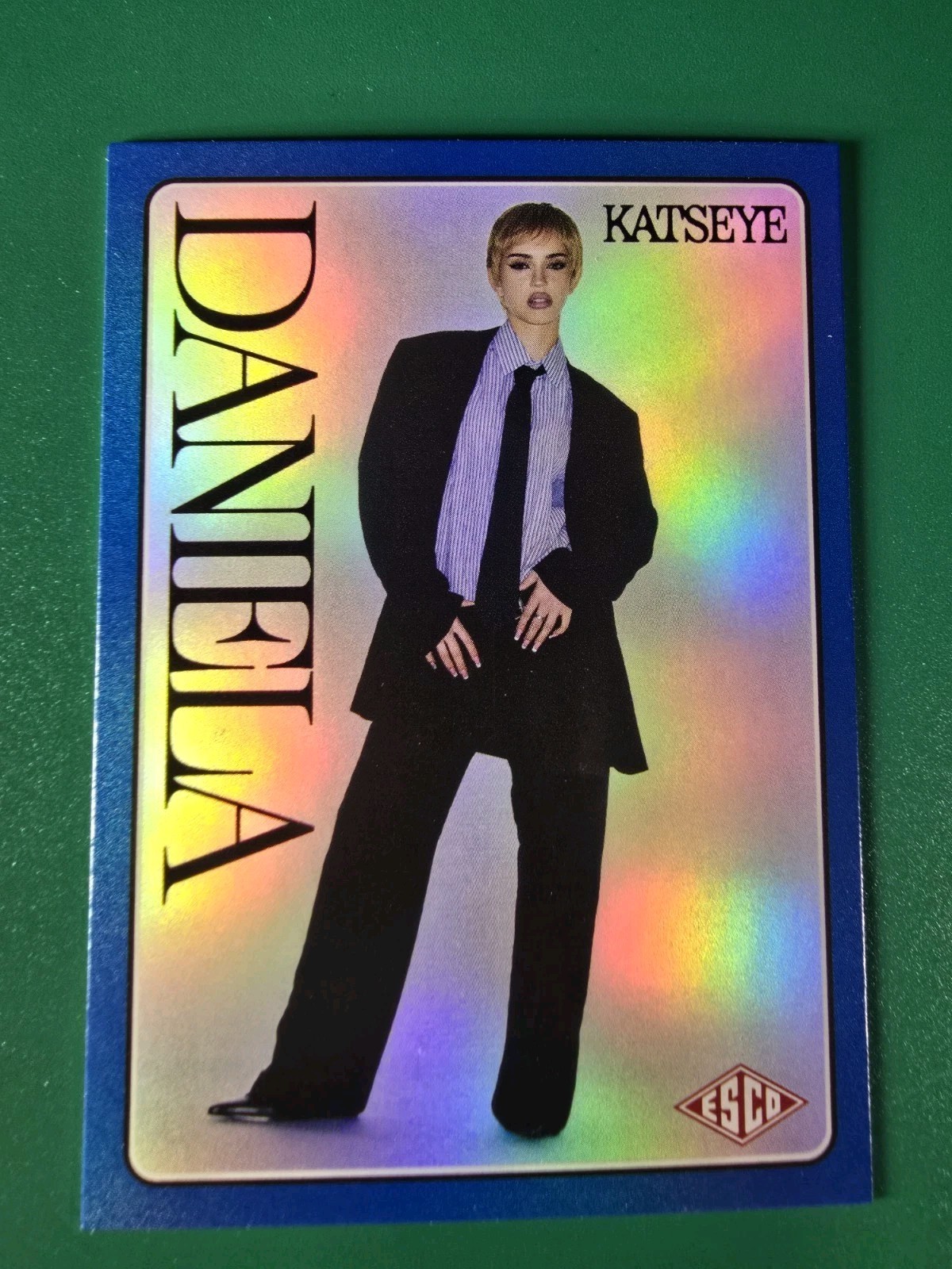 ESCO KATSEYE 2026 WILD Daniela #29 Serial Numbered 43/200 Blue Foil TradingCard