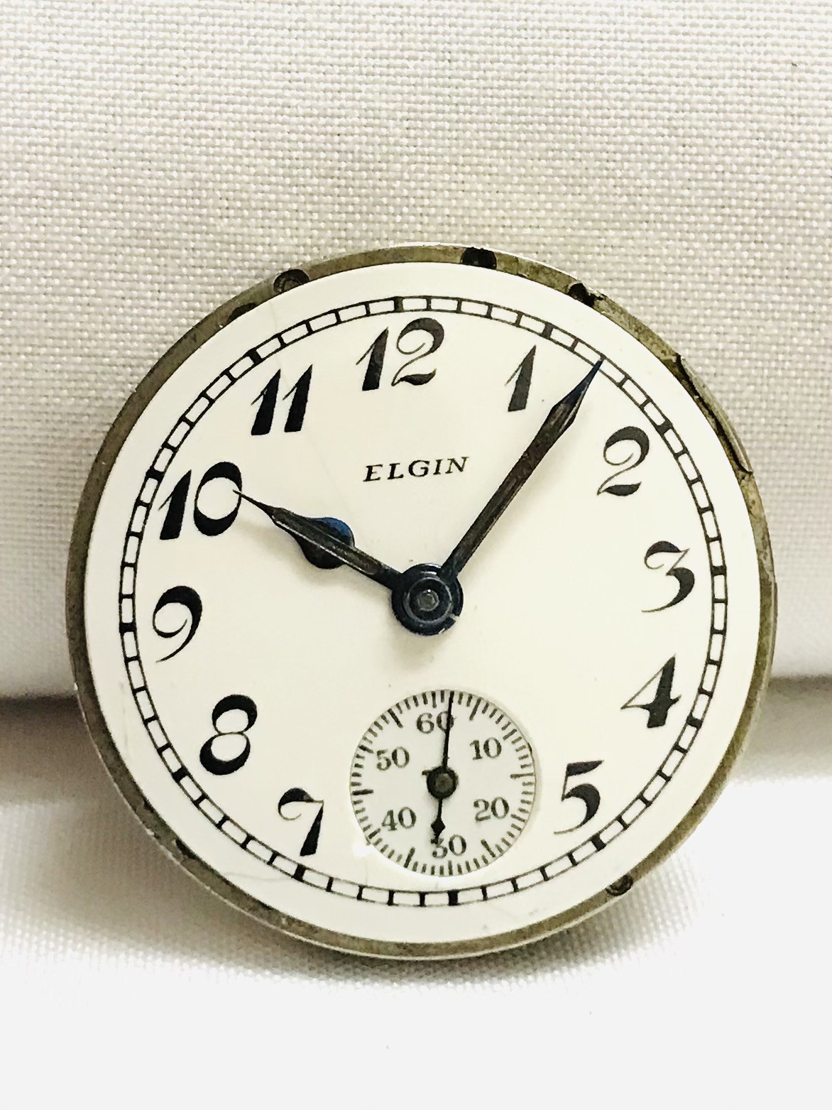 VINTAGE ELGIN 3/0s WATCH MOVEMENT VINTAGE ELGIN 3/0s WATCH MOVEMENT