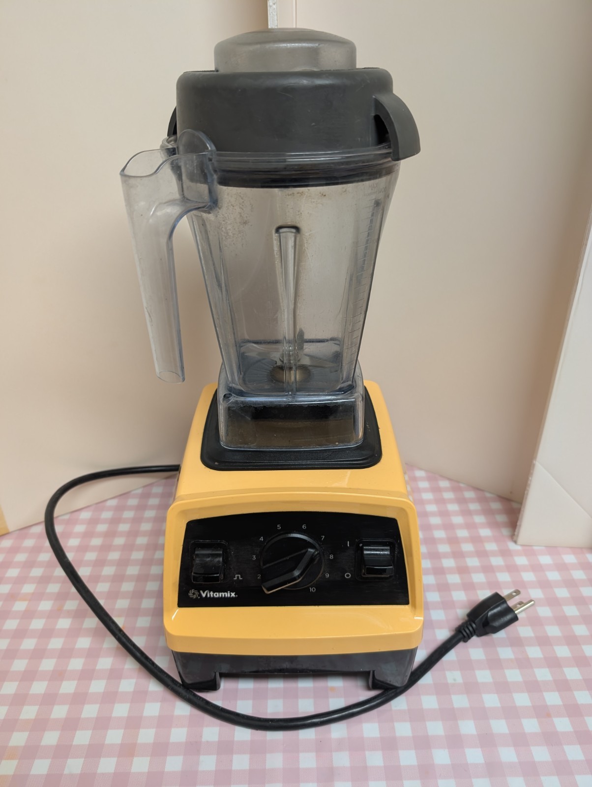 Vitamix VM0197 5200 Variable Speed Blender w/ 48 oz Pitcher Lid EUC Vitamix VM0197 5200 Variable Speed Blender w/ 48 oz Pitcher Lid EUC