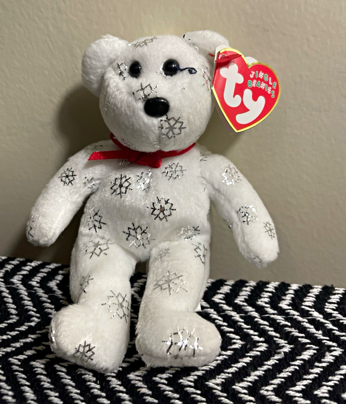 Ty Jingle Beanies Flaky White Bear Plush Walgreens Exclusive Retired 2005 Ty Jingle Beanies Flaky White Bear Plush Walgreens Exclusive Retired 2005