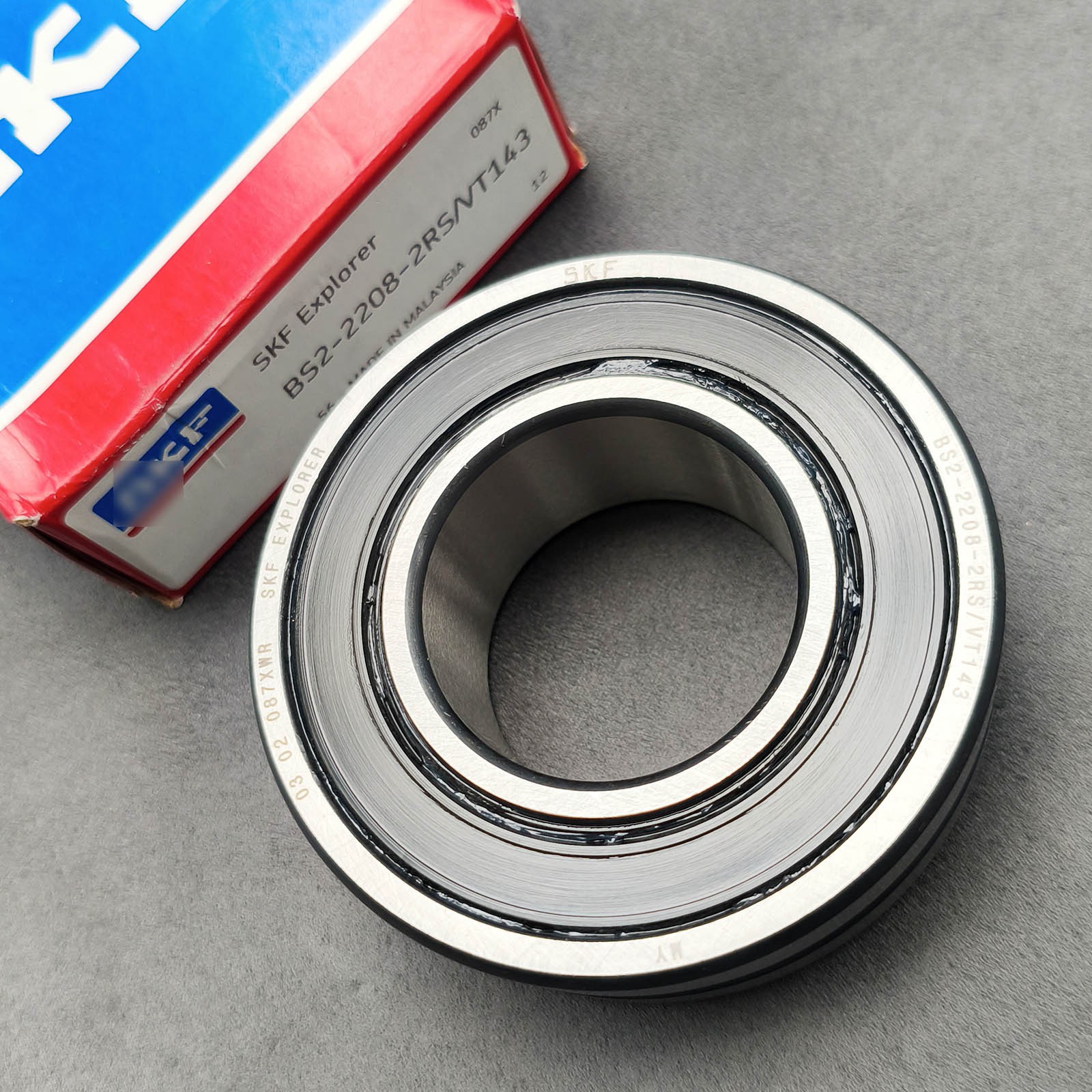 New 40x80x28mm Sealed Spherical Roller Bearing for SKF BS2-2208-2RS/VT143 New 40x80x28mm Sealed Spherical Roller Bearing for SKF BS2-2208-2RS/VT143