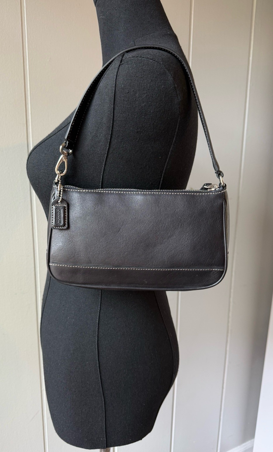 Authentic NWT DEADSTOCK Vintage Black Coach Hamptons Demi Pouch Style 7785 RARE Authentic NWT DEADSTOCK Vintage Black Coach Hamptons Demi Pouch Style 7785 RARE
