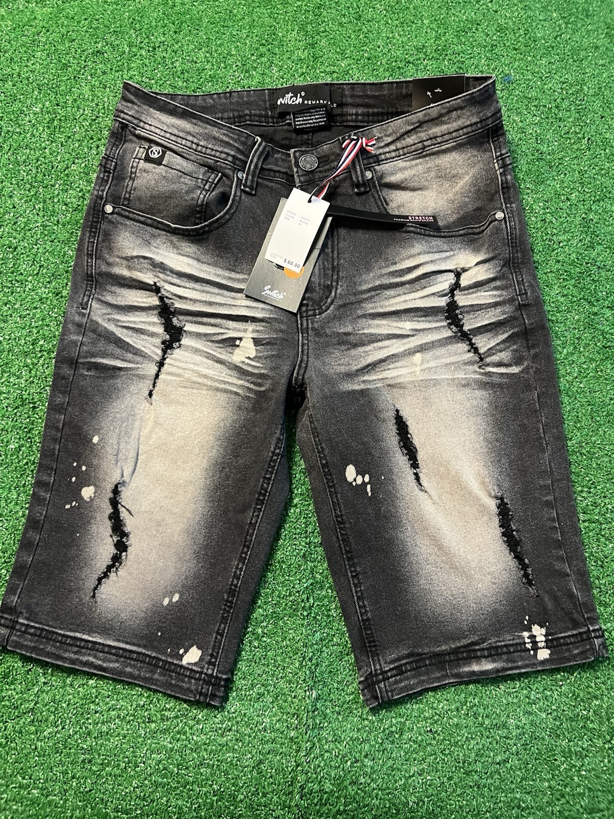 Switch brand men\'s black distressed denim shorts Men’s Size 30 NWT $60