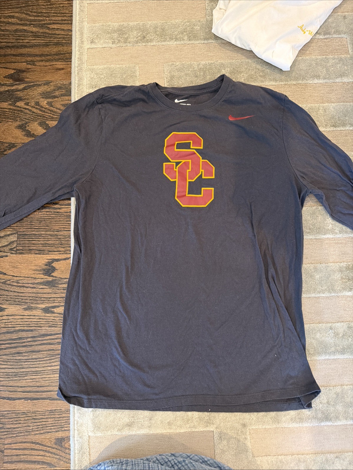 USC Trojans Nike Long Sleeve Shirt Men’s L Performance NCAA USC Trojans Nike Long Sleeve Shirt Men’s L Performance NCAA