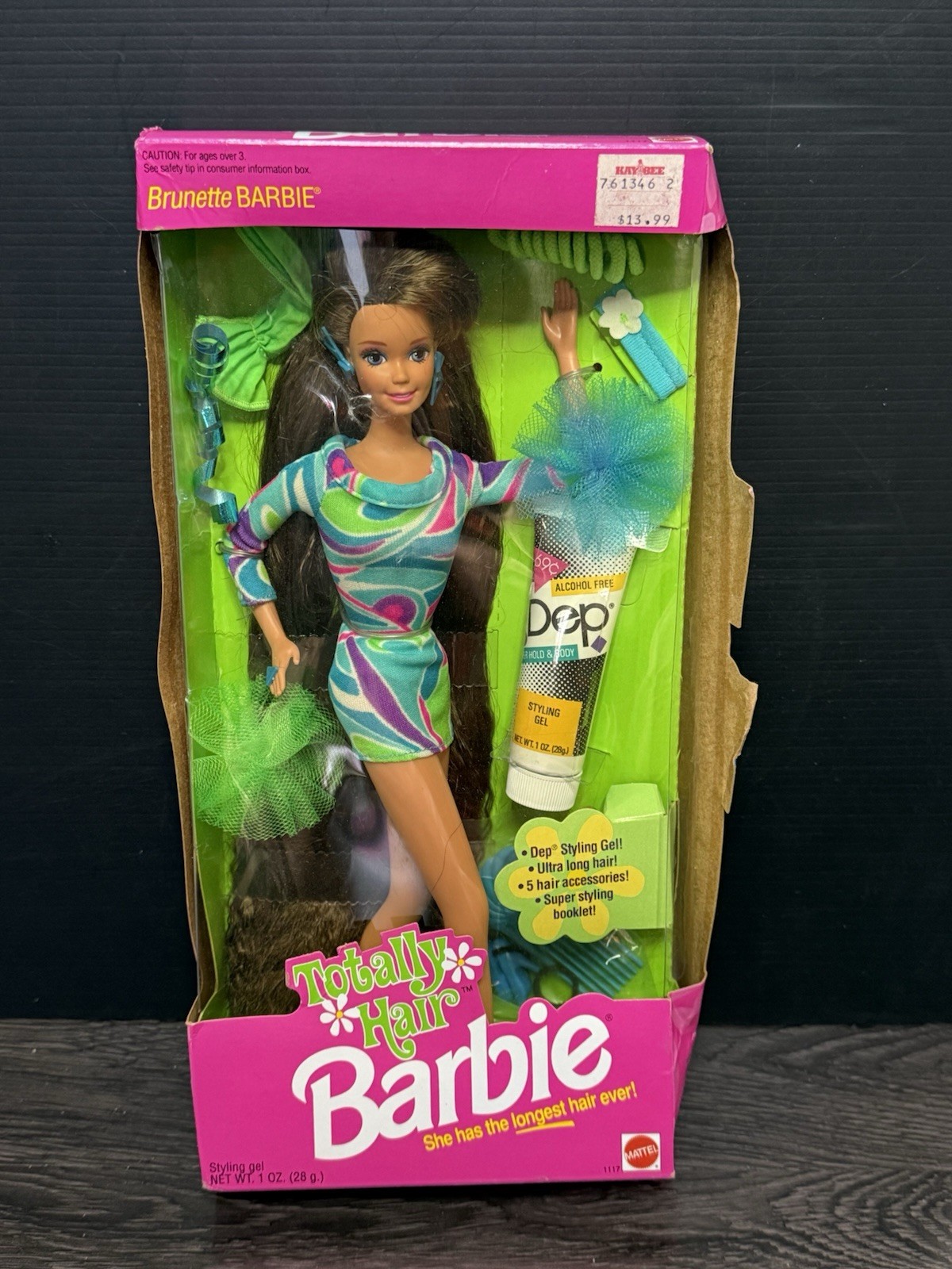 1991 Totally Hair Brunette Barbie Puppe / Ultra Hair / Mattel 1117, NrfB 1991 Totally Hair Brunette Barbie Puppe / Ultra Hair / Mattel 1117, NrfB