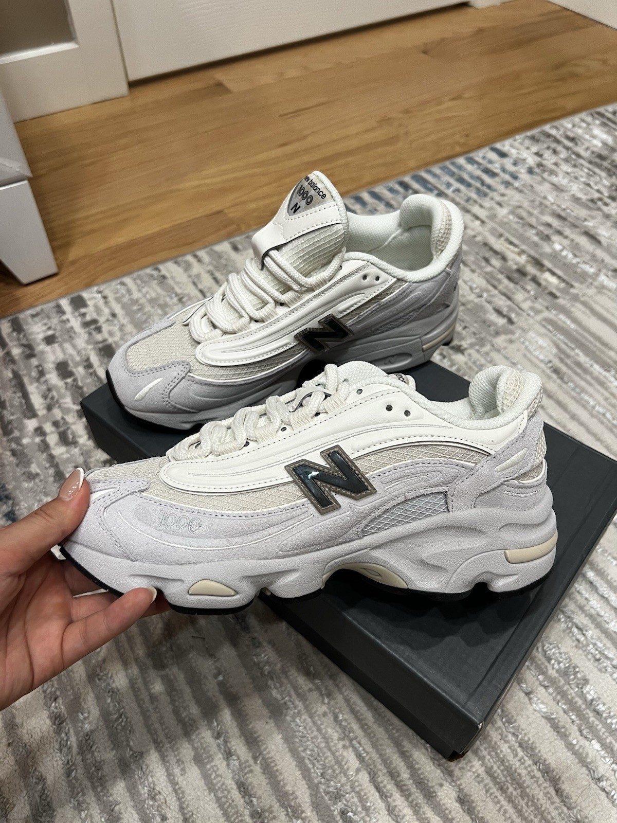 Size 7.5 W - New Balance 1000 Pearl Grey Black Size 7.5 W - New Balance 1000 Pearl Grey Black