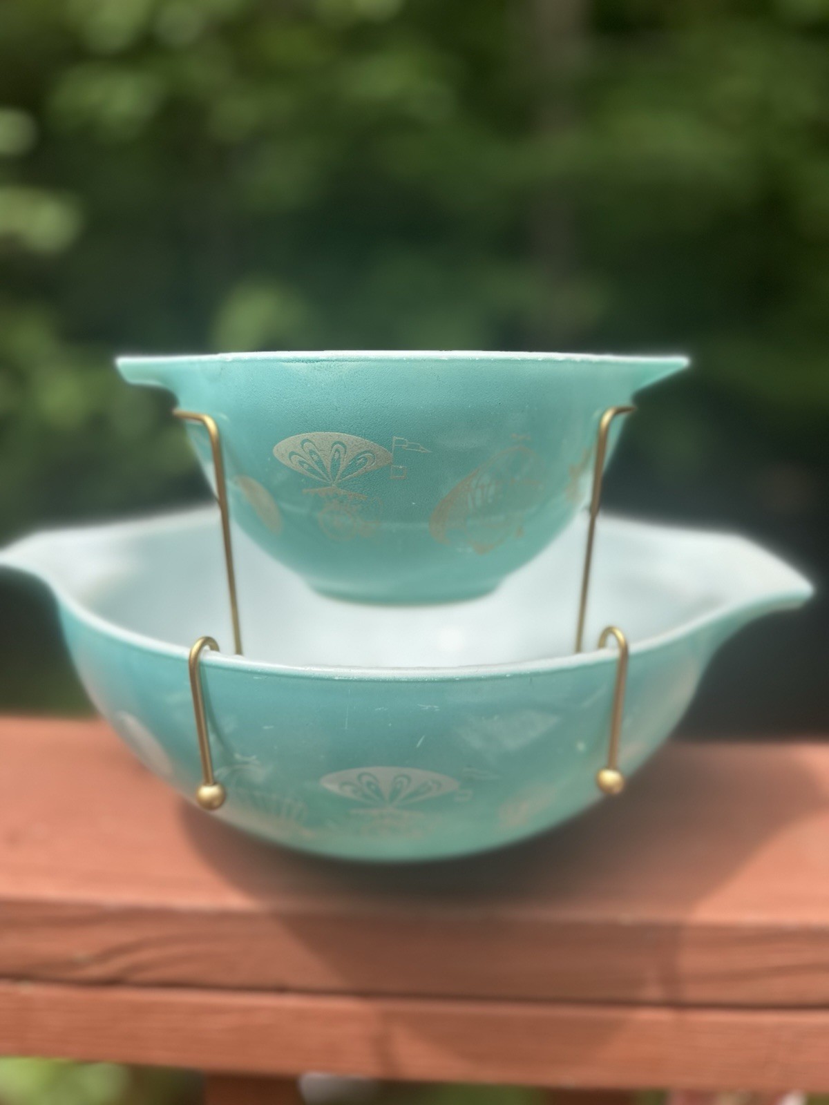 Reproduction Bracket for Pyrex Chip & Dip Cinderella Bowls