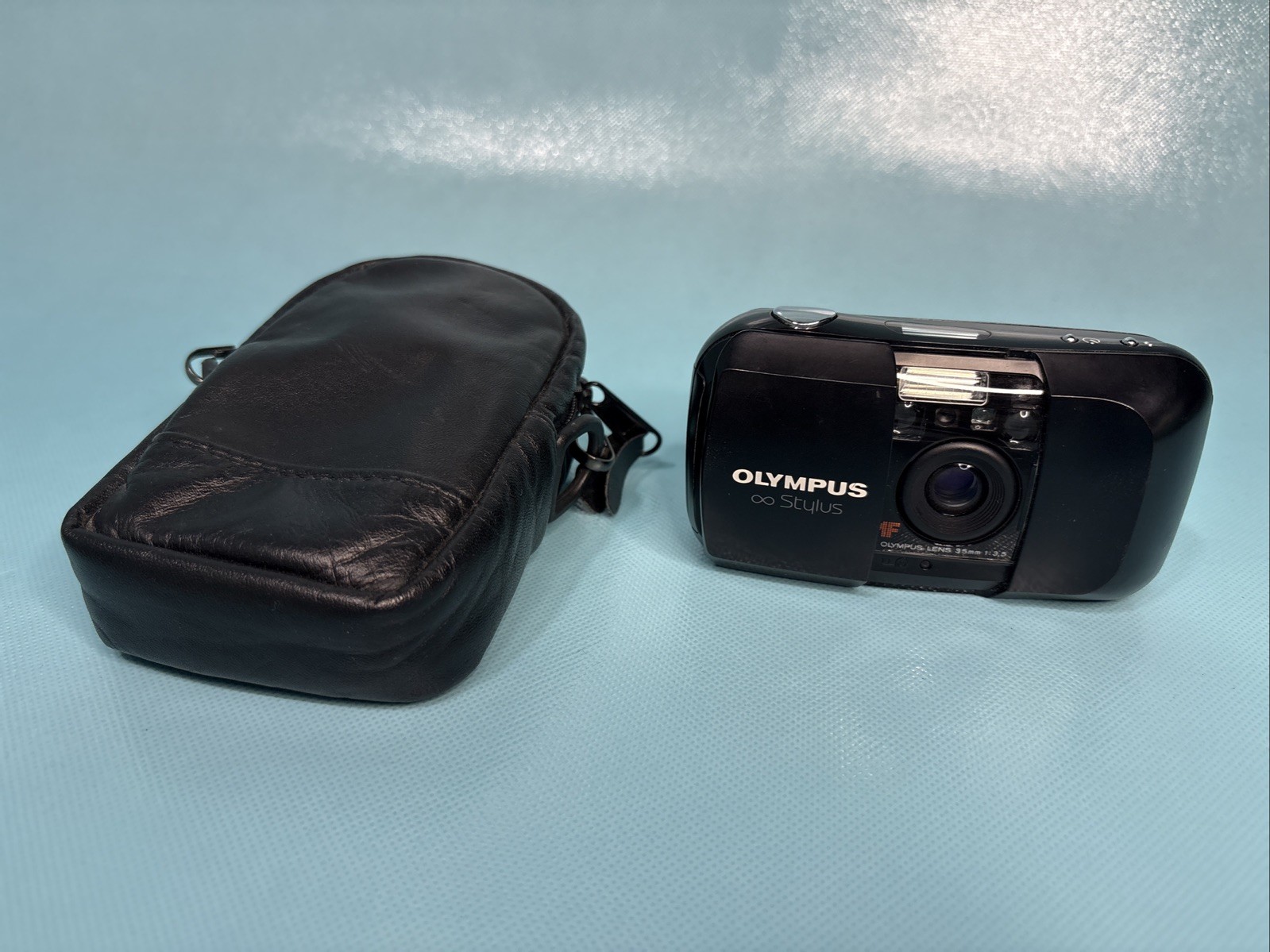 Olympus Infinity Stylus Film Camera 35mm f/3.5 Black - TESTED WORKS