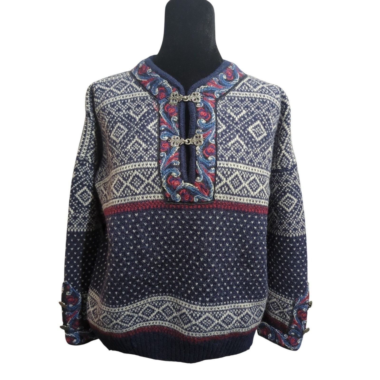 VTG Norsk Wear Wool Nordic Sweater S/M Pewter Clasp Apres-ski Fair Isle Unisex