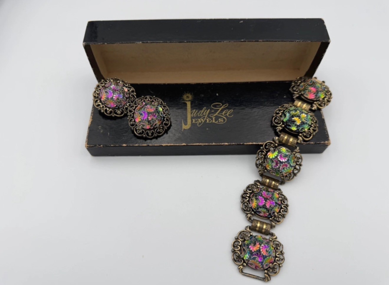 Vintage SCHIAPARELLI Jewelry Watermelon Rhinestone Bracelet & Clip-On Earrings Vintage SCHIAPARELLI Jewelry Watermelon Rhinestone Bracelet & Clip-On Earrings