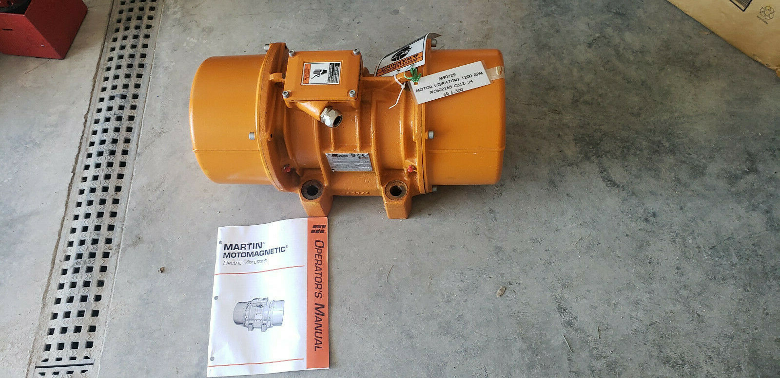 NEW Martin C602165 CD12-3410 Electric Vibrator Motor 3410 Force/lbs 230/460V