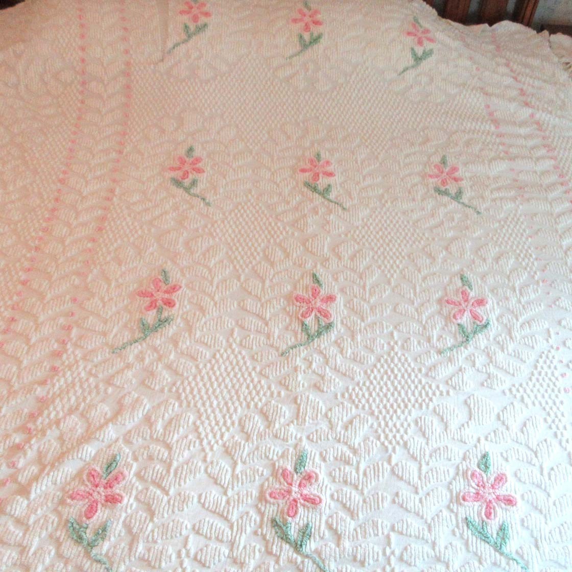 Vintage Cotton Chenille Bedspread 91 x 93 Inches Pink Green Flowers Cutter Vintage Cotton Chenille Bedspread 91 x 93 Inches Pink Green Flowers Cutter