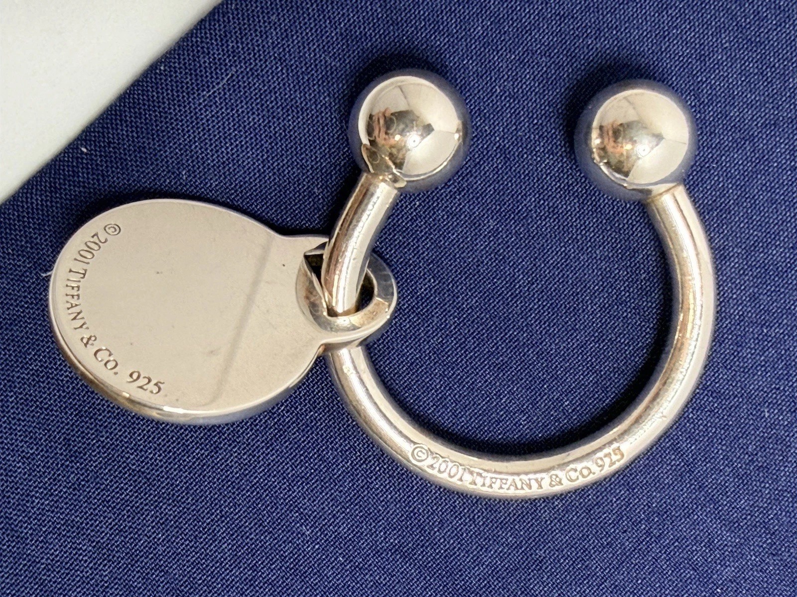 Vintage 2001 Tiffany & Co. 925 Sterling Horseshoe Key Ring Round Tag 21.94g