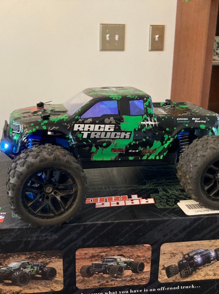 HAIBOXING 1:18 Scale All Terrain RC Car 18859, 36 KPH High Speed 4WD (USED) HAIBOXING 1:18 Scale All Terrain RC Car 18859, 36 KPH High Speed 4WD (USED)