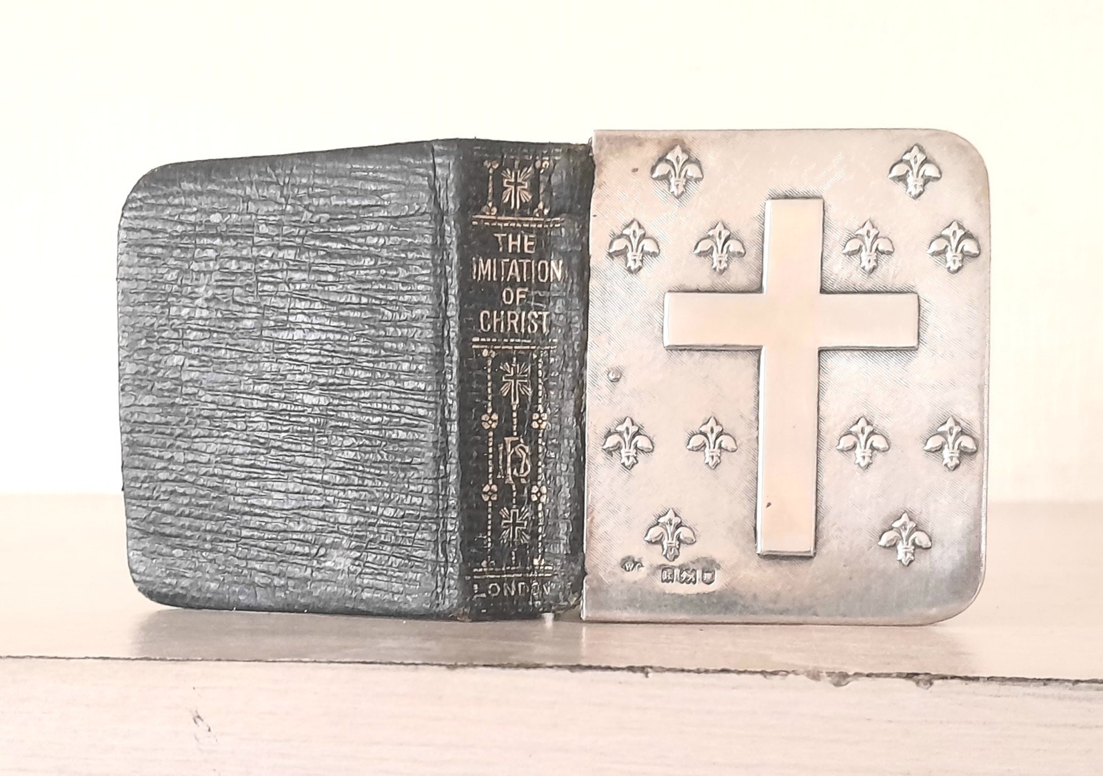 ANTIQUE MINIATURE HALLMARKED SILVER BOOK OF IMITATION OF CHRIST, RARE COVER