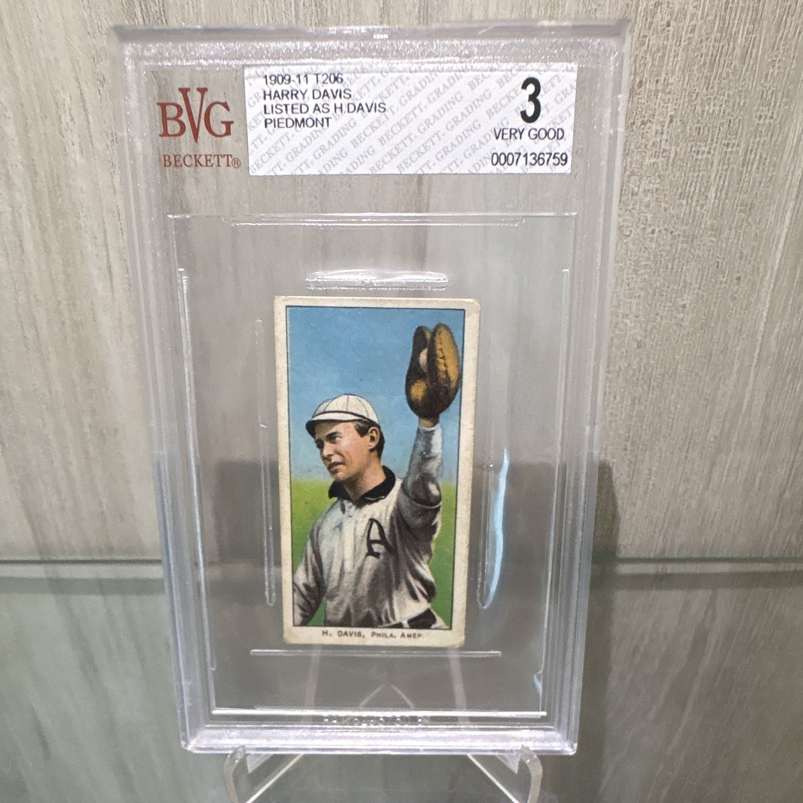 1909-11 T206 Harry Davis Baseball Tobacco Card Piedmont BVG 3 Philadelphia A's