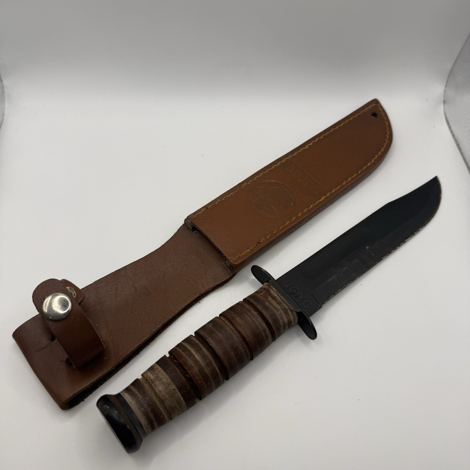 KA-BAR USMC 1217 Fighting Utility Knife 7” Blade Leather Handle Sheath