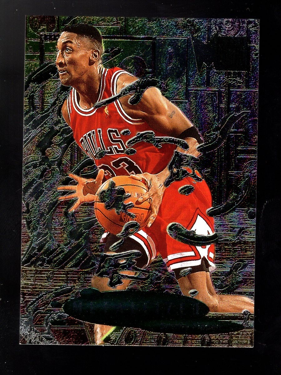 1996-97 FLEER METAL METALIZED #229 SCOTTIE PIPPEN BULLS
