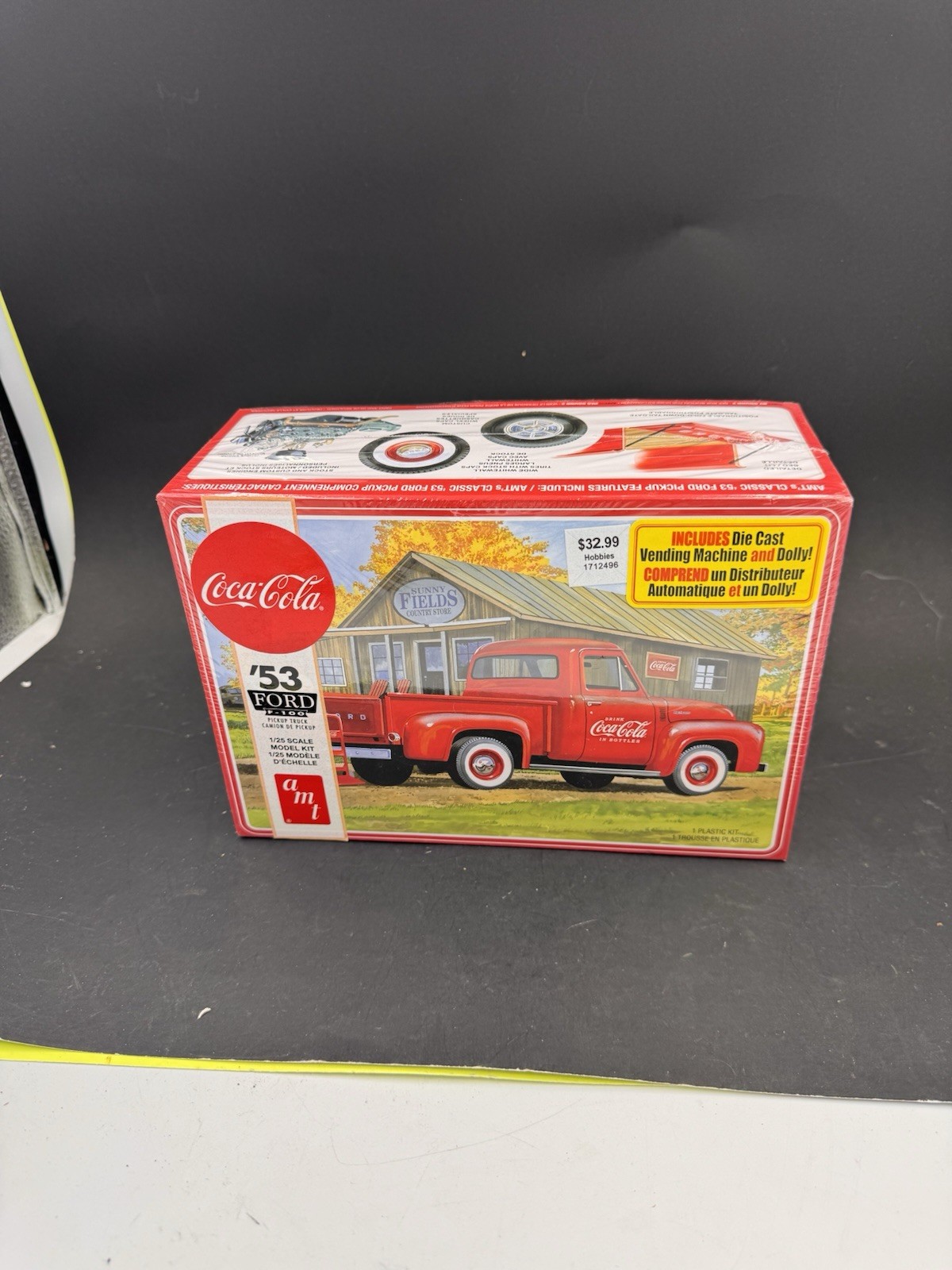 NEW AMT \'53 Ford F-100 Pickup Truck Model Kit Coca-Cola Coke 1/25 Scale Round 2 NEW AMT \'53 Ford F-100 Pickup Truck Model Kit Coca-Cola Coke 1/25 Scale Round 2