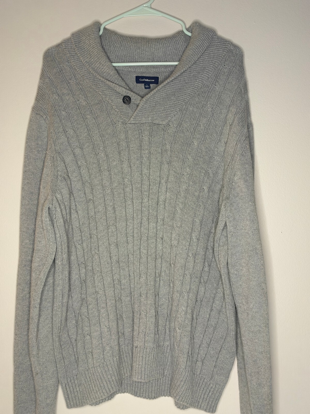 Croft & Barrow Woman\'s gray shawl collar knit sweater