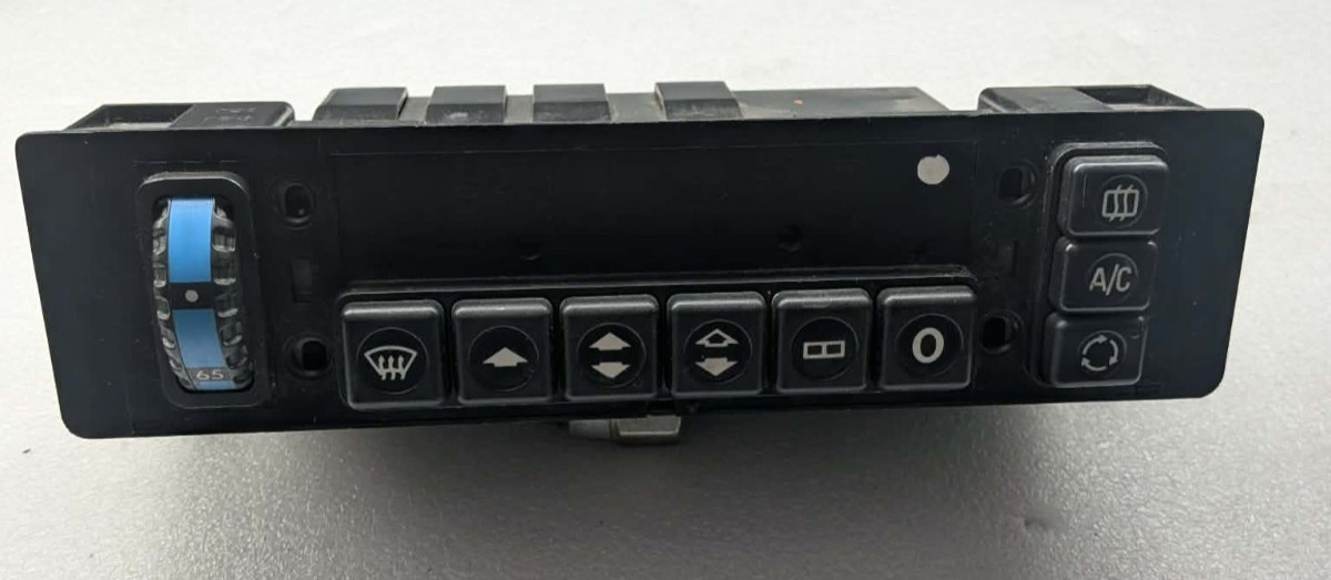 1988-1993 Mercedes 190E 190D W201 A/C Heater Climate Control Unit 2018300985 OEM