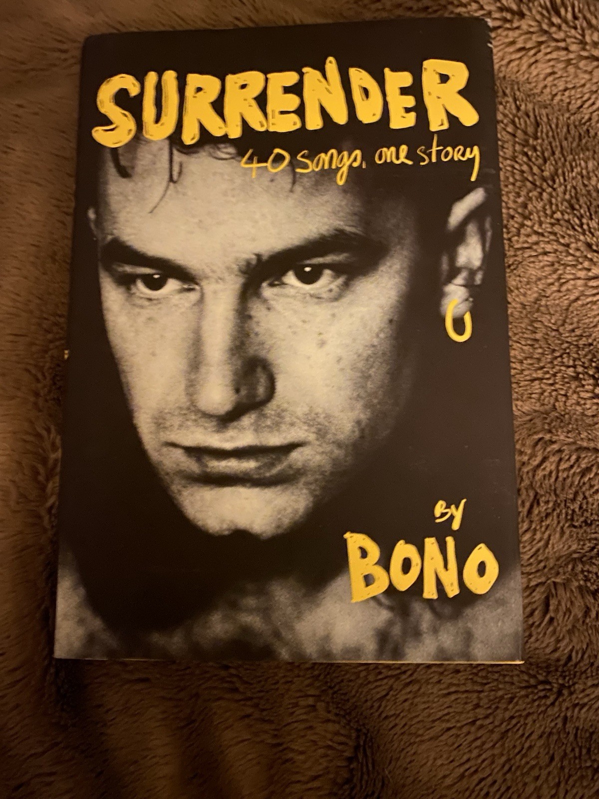 Surrender : 40 Songs, One Story by Bono (2022, Hardcover) Autographed by Bono Surrender : 40 Songs, One Story by Bono (2022, Hardcover) Autographed by Bono