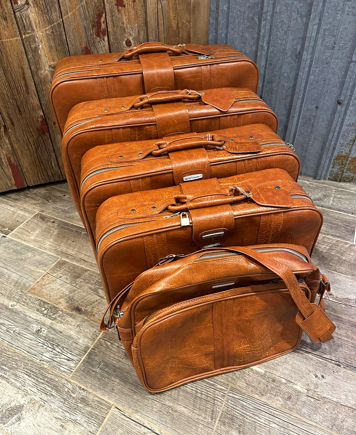 World Traveler True Vintage 1970s Brown Hard Faux Leather Suitcase Set (5)