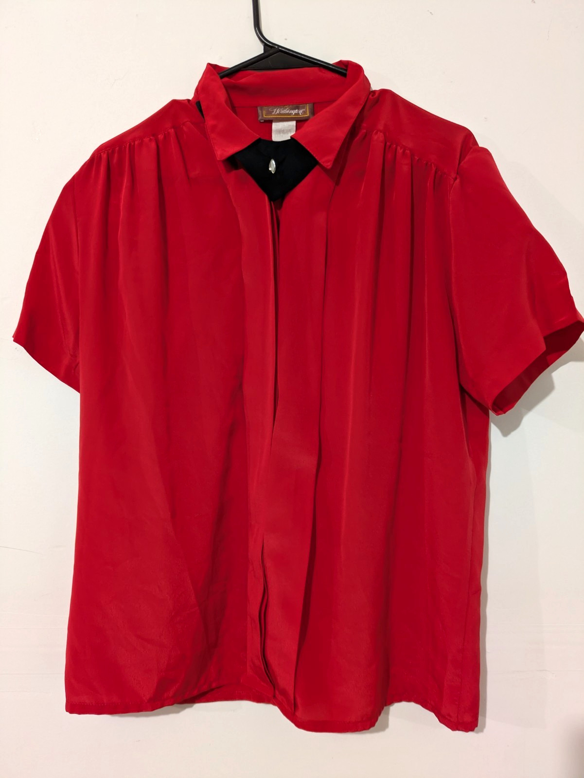 Worthington Women\'s Red Collared Button Pleated Woven Blouse Short Sleeve Sz 12 Worthington Women\'s Red Collared Button Pleated Woven Blouse Short Sleeve Sz 12
