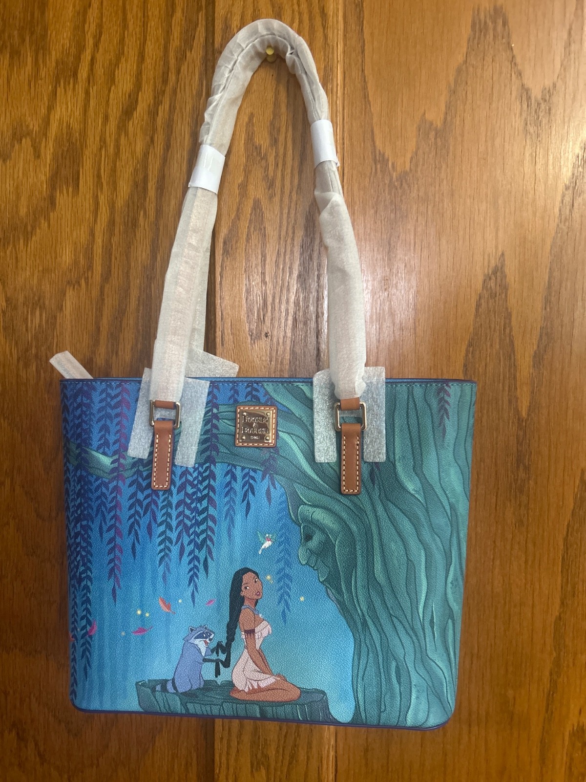 Dooney & Bourke Disney 2026 Pocahontas - Tote ~ NWT Dooney & Bourke Disney 2026 Pocahontas - Tote ~ NWT
